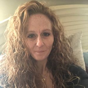 Meet your Posher, Stacie